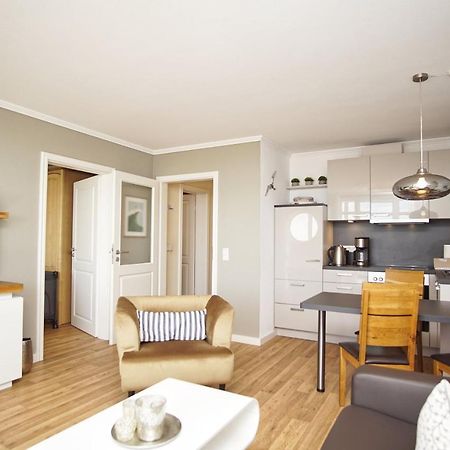 Mit Meerblick Und Balkon, Gratis Nutzung Vom Ahoi Erlebnisbad Und Sauna In Sellin - Meeresblick Fewo 25 Gohren Bagian luar foto
