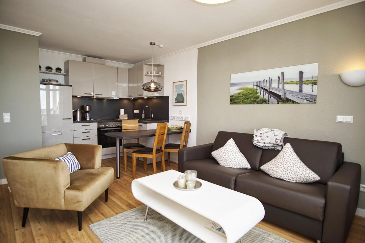 Mit Meerblick Und Balkon, Gratis Nutzung Vom Ahoi Erlebnisbad Und Sauna In Sellin - Meeresblick Fewo 25 Gohren Bagian luar foto