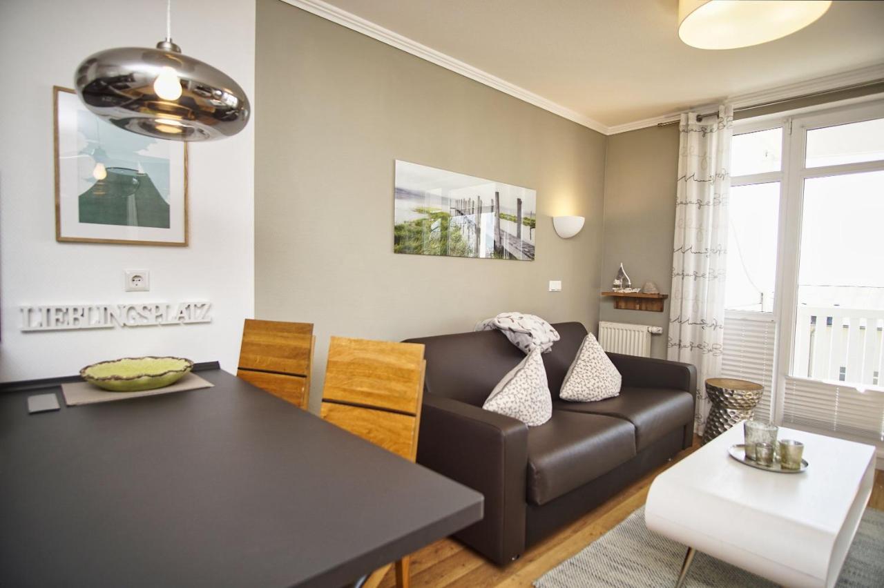 Mit Meerblick Und Balkon, Gratis Nutzung Vom Ahoi Erlebnisbad Und Sauna In Sellin - Meeresblick Fewo 25 Gohren Bagian luar foto