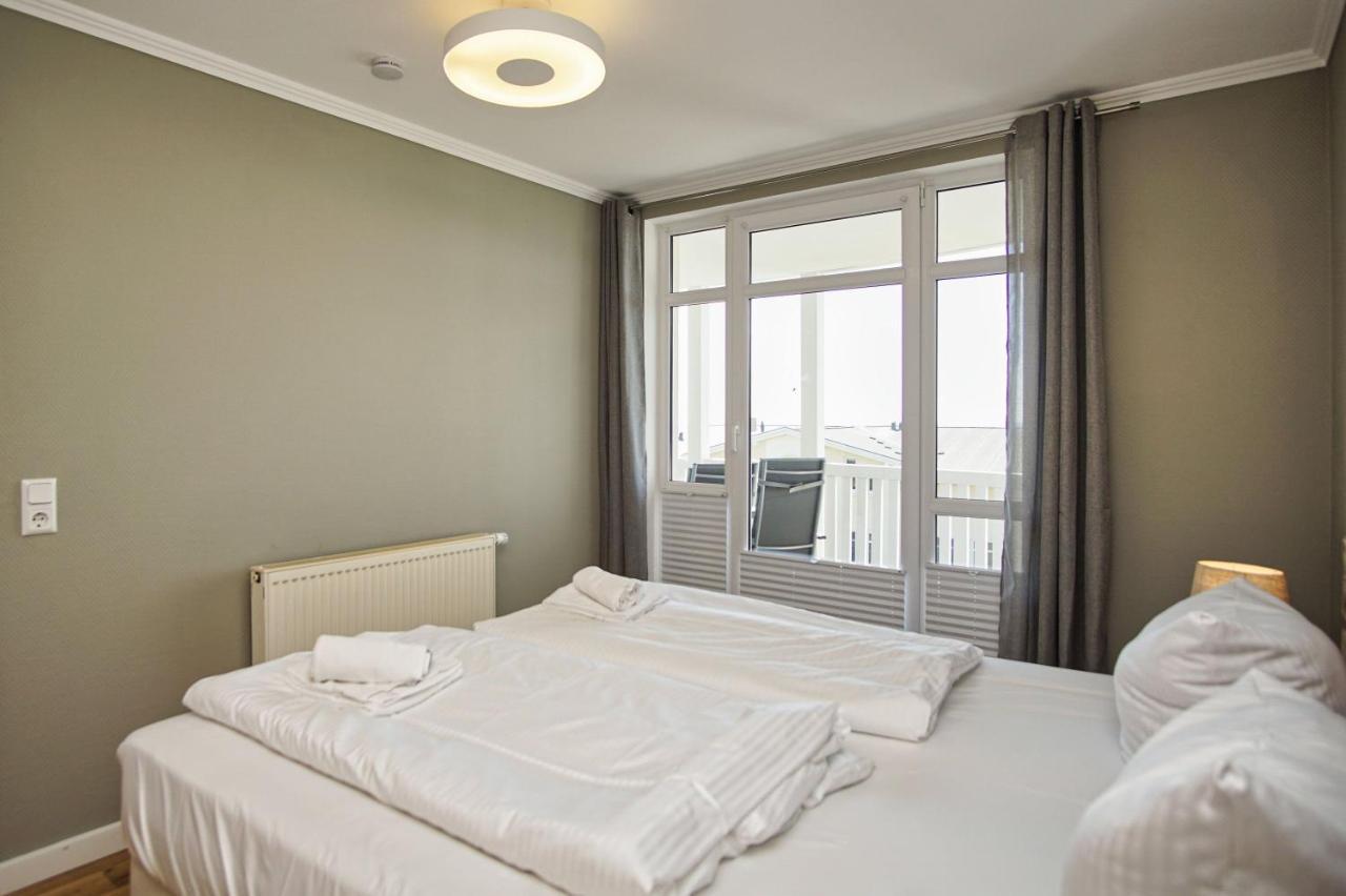 Mit Meerblick Und Balkon, Gratis Nutzung Vom Ahoi Erlebnisbad Und Sauna In Sellin - Meeresblick Fewo 25 Gohren Bagian luar foto